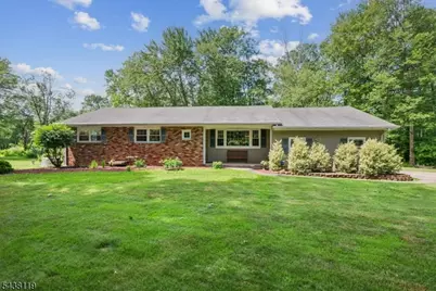 335 Drakestown Rd, Washington Township, NJ 07853 - Photo 2