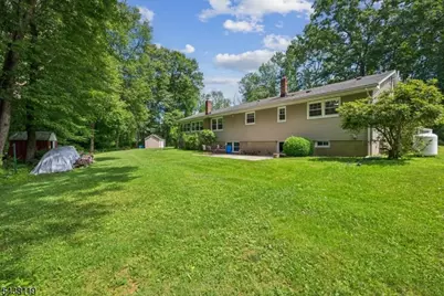 335 Drakestown Rd, Washington Township, NJ 07853 - Photo 28
