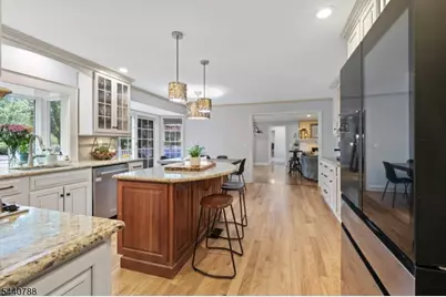 15 Williamsburg Ct, Montgomery Township, NJ 08558 - Photo 8