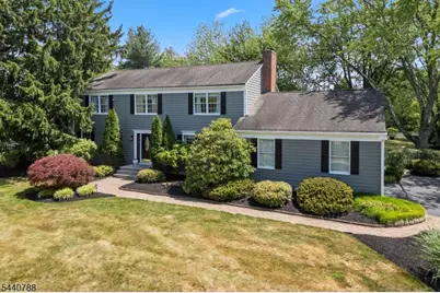 15 Williamsburg Ct, Montgomery Township, NJ 08558 - Photo 4