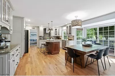 15 Williamsburg Ct, Montgomery Township, NJ 08558 - Photo 10