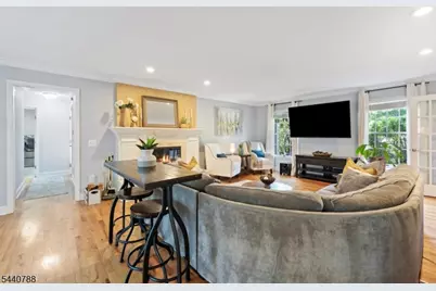 15 Williamsburg Ct, Montgomery Township, NJ 08558 - Photo 14