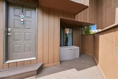 244 Kingsberry Dr #244, Franklin Township, NJ 08873 - Photo 2