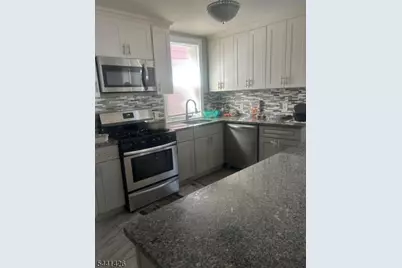 27 Richelieu Ter, Newark, NJ 07106 - Photo 4