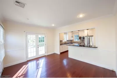 16 Columbus Ave, Glen Ridge, NJ 07028 - Photo 14