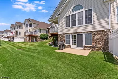 28 Briar Ct, Hardyston Township, NJ 07419 - Photo 30