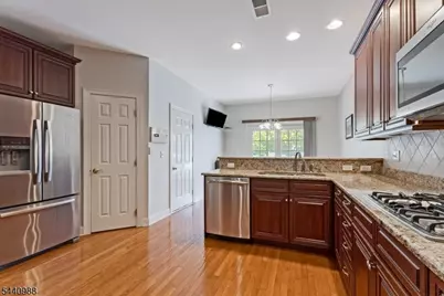 28 Briar Ct, Hardyston Township, NJ 07419 - Photo 14