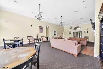409 Brittany Dr #409, Wayne, NJ 07470 - Photo 20