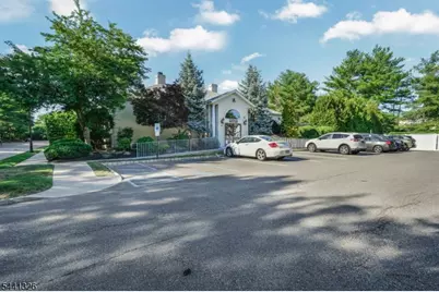 409 Brittany Dr #409, Wayne, NJ 07470 - Photo 18