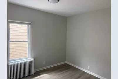 212 Beacon Ave, Jersey City, NJ 07306 - Photo 10