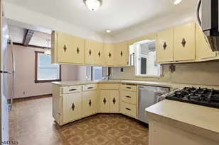 20 Sunnyside Rd, West Orange Township, NJ 07052 - Photo 12