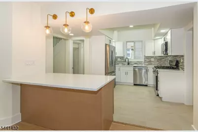 69 W Hanover Ave, Morris Plains, NJ 07950 - Photo 18