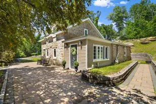 124 Dover Chester Rd, Randolph Township, NJ 07869 - Photo 2