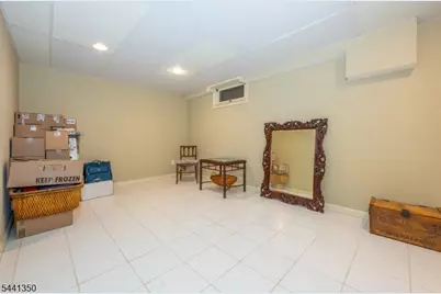 36 Leamoor Dr, Morris Plains, NJ 07950 - Photo 32