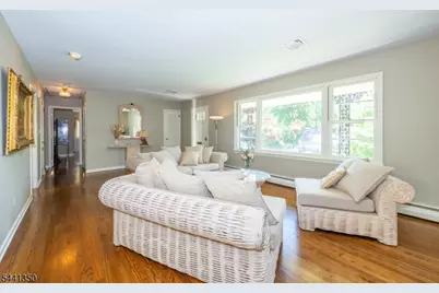 36 Leamoor Dr, Morris Plains, NJ 07950 - Photo 24