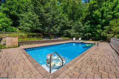 36 Leamoor Dr, Morris Plains, NJ 07950 - Photo 38