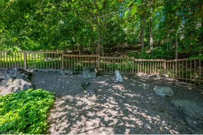 36 Leamoor Dr, Morris Plains, NJ 07950 - Photo 44