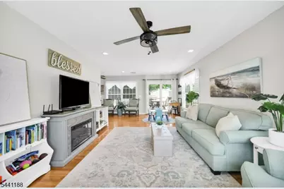 2 Brights Point Rd, Jefferson Township, NJ 07849 - Photo 6