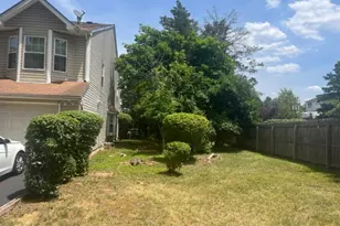 11 Leahy Ct, Franklin Township, NJ 08873 - Photo 2