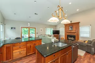 101 Rolling Ridge Rd, West Milford Twp., NJ 07480 - Photo 6