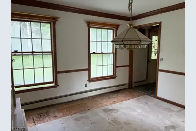 124 Perryville Rd, Union Township, NJ 08867 - Photo 18