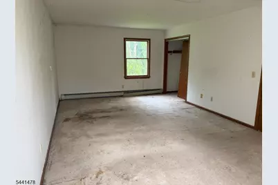 124 Perryville Rd, Union Township, NJ 08867 - Photo 38
