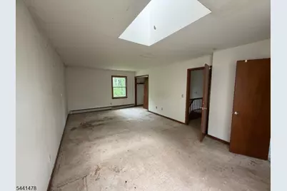 124 Perryville Rd, Union Township, NJ 08867 - Photo 36