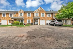 19 Delavan Ct, New Brunswick, NJ 08901 - Photo 4