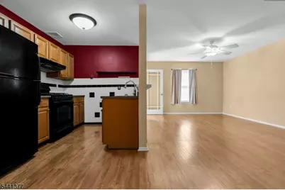 19 Delavan Ct, New Brunswick, NJ 08901 - Photo 14