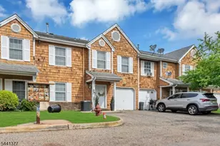 19 Delavan Ct, New Brunswick, NJ 08901 - Photo 2