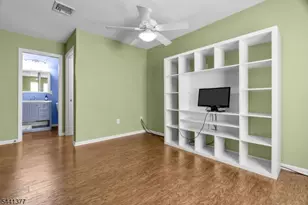 19 Delavan Ct, New Brunswick, NJ 08901 - Photo 22