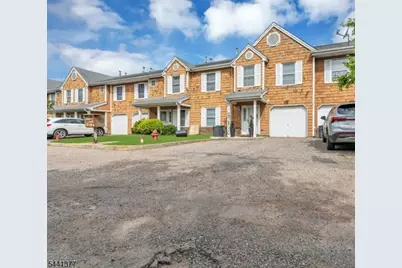 19 Delavan Ct, New Brunswick, NJ 08901 - Photo 6