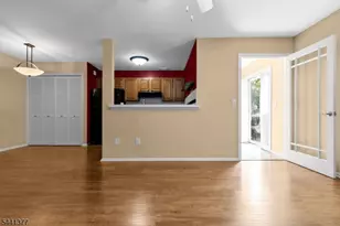 19 Delavan Ct, New Brunswick, NJ 08901 - Photo 12
