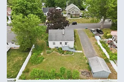 221 W Prospect St, South Bound Brook Boro, NJ 08880 - Photo 36
