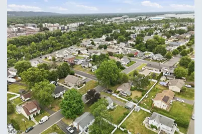 221 W Prospect St, South Bound Brook Boro, NJ 08880 - Photo 38
