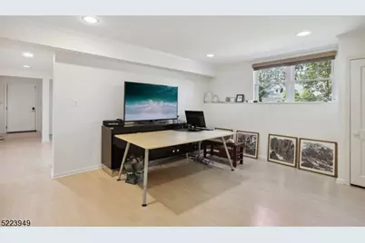 24 Thackeray Dr, Millburn, NJ 07078 - Photo 32