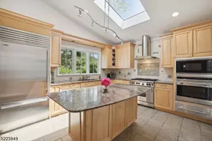 24 Thackeray Dr, Millburn, NJ 07078 - Photo 16