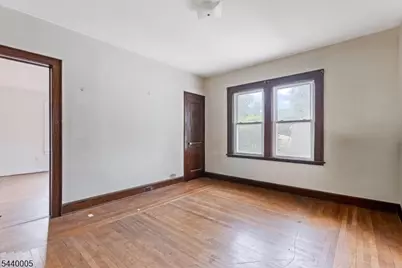 425 New Market Rd #2, Piscataway Township, NJ 08854 - Photo 6