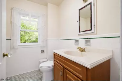 47 Boyden Pkwy, Maplewood, NJ 07040 - Photo 12