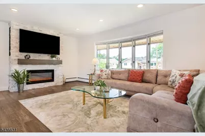 15 Bogert Pl, Clifton, NJ 07013 - Photo 6