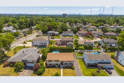 15 Bogert Pl, Clifton, NJ 07013 - Photo 40