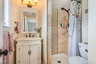 15 Bogert Pl, Clifton, NJ 07013 - Photo 20
