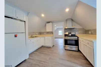 30 Fulton St #3, Montclair, NJ 07042 - Photo 6