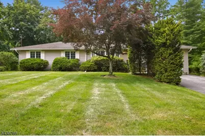 41 Carey Rd, Roxbury Township, NJ 07876 - Photo 2
