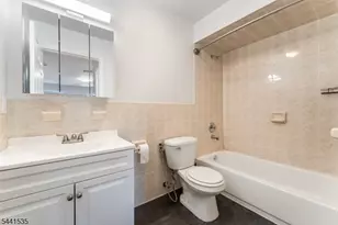83 1st St, Elizabeth, NJ 07206 - Photo 16
