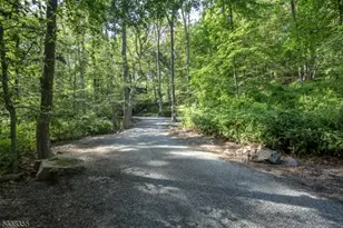 37 Guinea Hollow Rd, Tewksbury Township, NJ 08858 - Photo 46