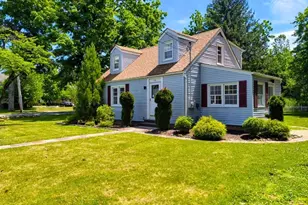 61 East Ave, Washington Township, NJ 07853 - Photo 2