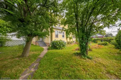714 Chandler Ave, Linden, NJ 07036 - Photo 22