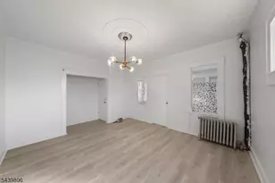 714 Chandler Ave, Linden, NJ 07036 - Photo 4