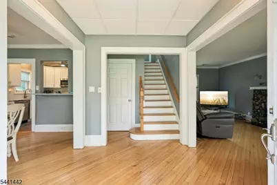 377 Hollywood Ave, Fairfield, NJ 07004 - Photo 6